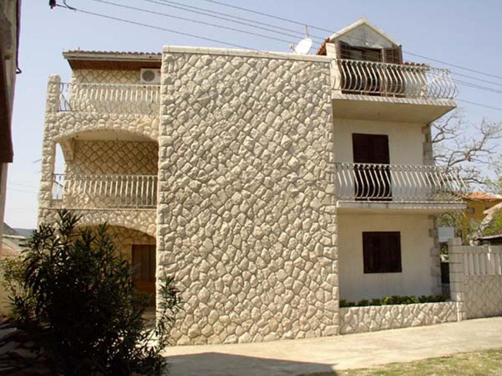Apartments Vini And Ivana Sućuraj 外观 照片