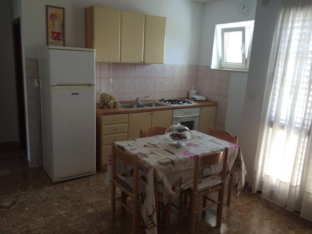 Apartments Vini And Ivana Sućuraj 外观 照片